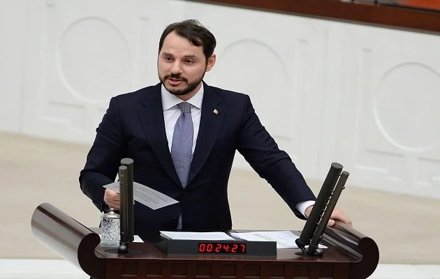 Προκαλεί ο γαμπρός του Ερντογάν: Μίλησε πάλι για έρευνες υδρογονανθράκων σε Μεσόγειο και Μαύρη Θάλασσα